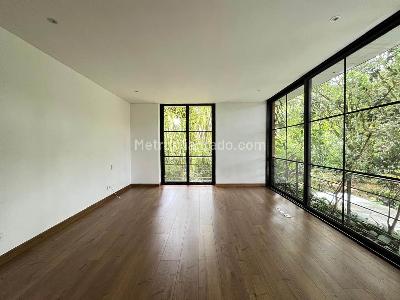 Apartamento de 3 alcobas en venta en El Poblado, Medellín, 335 m² · foto 13 de 20