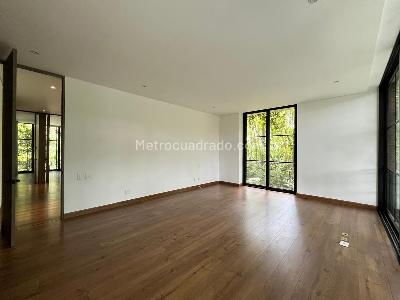 Apartamento de 3 alcobas en venta en El Poblado, Medellín, 335 m² · foto 14 de 20