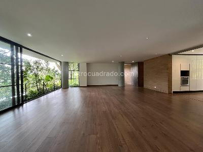 Apartamento de 3 alcobas en venta en El Poblado, Medellín, 335 m² · foto 5 de 20