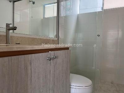 Apartamento en arriendo en El Poblado, Medellín · foto 10 de 10