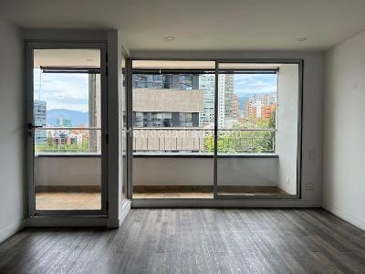 Apartamento en arriendo en El Poblado, Medellín · foto 3 de 10