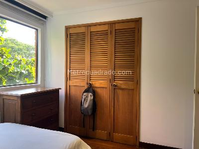 Apartamento de 3 alcobas en venta en El Poblado, Medellín, 137 m² · foto 11 de 17
