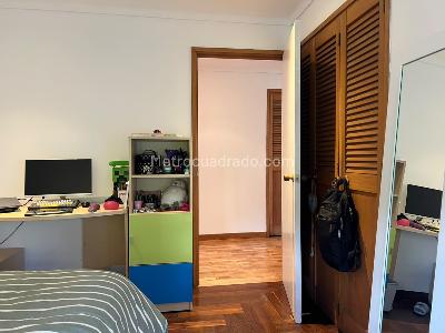 Apartamento de 3 alcobas en venta en El Poblado, Medellín, 137 m² · foto 14 de 17