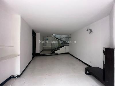 Casa de 4 alcobas en arriendo en El Poblado, Medellín, 450 m² · foto 10 de 20