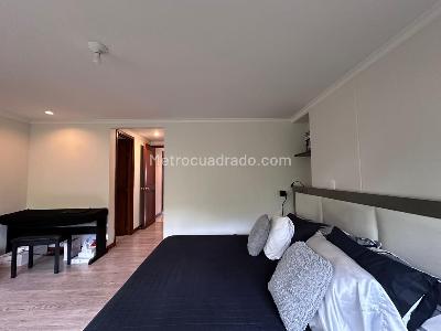 Apartamento de 4 alcobas en venta en El Poblado, Medellín, 240 m² · foto 8 de 20