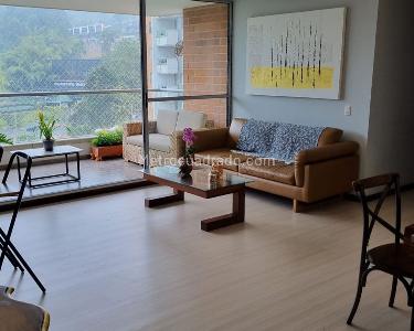 Apartamento en venta en Envigado, Envigado · foto 2 de 13