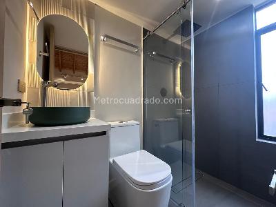 Casa de 3 alcobas en venta en El Poblado, Medellín, 195 m² · foto 16 de 18