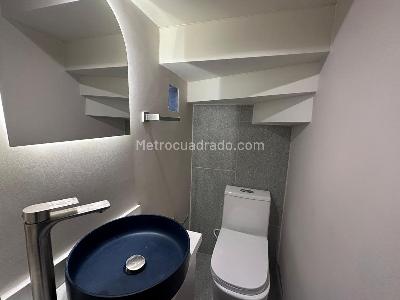 Casa de 3 alcobas en venta en El Poblado, Medellín, 195 m² · foto 17 de 18