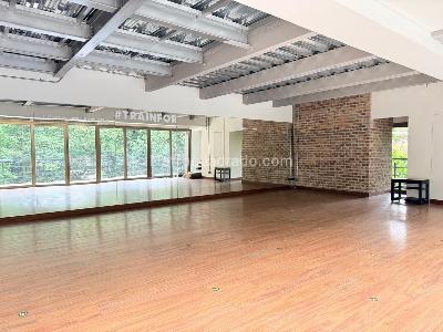 Oficina en Arriendo, EL POBLADO, Medellín