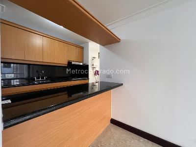 Apartamento de 1 alcoba en arriendo en Altos Del Poblado, Medellín, 50 m² · foto 5 de 12