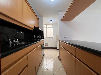 Apartamento de 1 alcoba en arriendo en Altos Del Poblado, Medellín, 50 m² · foto 7 de 12