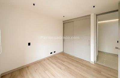Apartamento en venta en El Poblado, Medellín · foto 9 de 13