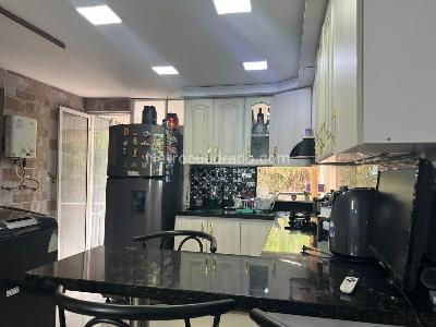 Apartamento en venta en Envigado, Envigado · foto 5 de 15
