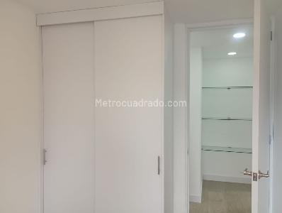 Apartamento de 2 alcobas en arriendo en Villa Carlota, Medellín, 87 m² · foto 11 de 13