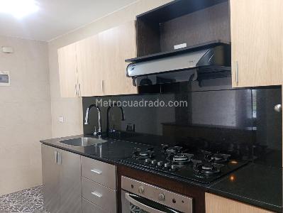 Apartamento de 2 alcobas en arriendo en Villa Carlota, Medellín, 87 m² · foto 6 de 13
