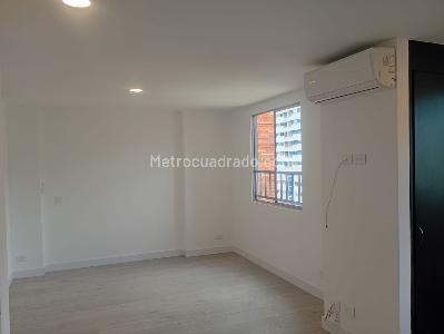 Apartamento de 2 alcobas en arriendo en Villa Carlota, Medellín, 87 m² · foto 7 de 13
