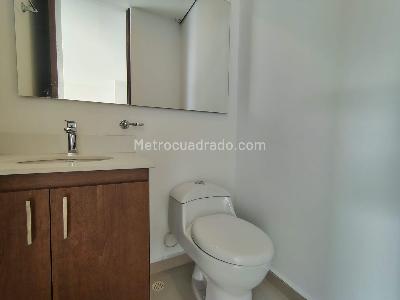 Apartamento de 1 alcoba en venta en El Poblado, Medellín, 62 m² · foto 13 de 14