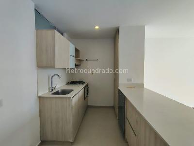 Apartamento de 1 alcoba en venta en El Poblado, Medellín, 62 m² · foto 7 de 14