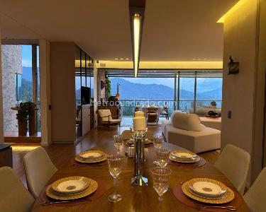 Apartamento en venta en El Poblado, Medellín · foto 3 de 10