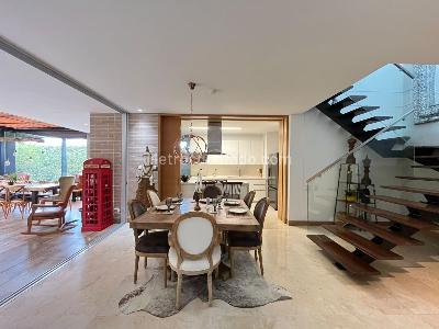 Casa de 3 alcobas en arriendo en Envigado, Envigado, 387 m² · foto 4 de 20