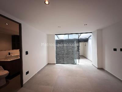 Casa en arriendo en El Poblado, Medellín · foto 12 de 18