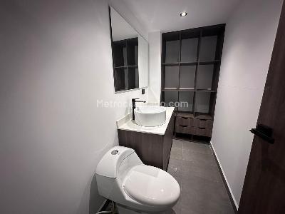 Casa en arriendo en El Poblado, Medellín · foto 17 de 18