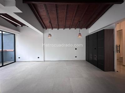 Casa en arriendo en El Poblado, Medellín · foto 5 de 18
