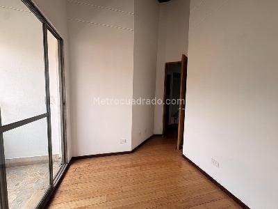 Apartamento de 3 alcobas en venta en Sabaneta, Sabaneta, 114 m² · foto 13 de 16