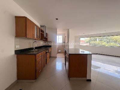 Apartamento de 3 alcobas en venta en Sabaneta, Sabaneta, 114 m² · foto 5 de 16