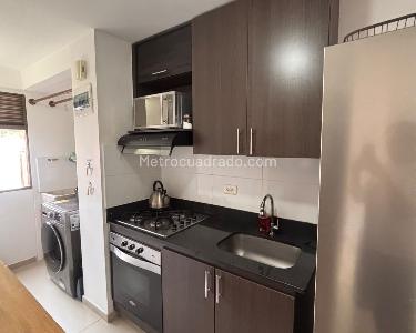 Apartamento de 3 alcobas en venta en Sabaneta, Sabaneta, 57 m² · foto 6 de 11