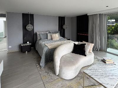 Casa de 4 alcobas en venta en El Poblado, Medellín, 1500 m² · foto 10 de 19