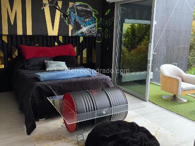 Casa de 4 alcobas en venta en El Poblado, Medellín, 1500 m² · foto 13 de 19