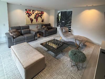 Casa de 4 alcobas en venta en El Poblado, Medellín, 1500 m² · foto 5 de 19