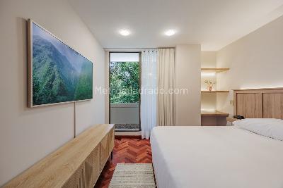 Apartamento de 1 alcoba en venta en El Poblado, Medellín, 53 m² · foto 7 de 12