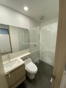 Apartamento de 2 alcobas en arriendo en Altos Del Poblado, Medellín, 103 m² · foto 11 de 12