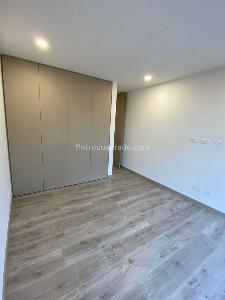 Apartamento de 2 alcobas en arriendo en Altos Del Poblado, Medellín, 103 m² · foto 7 de 12