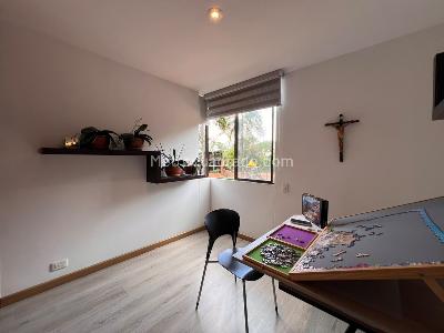 Apartamento en venta en El Poblado, Medellín · foto 10 de 12
