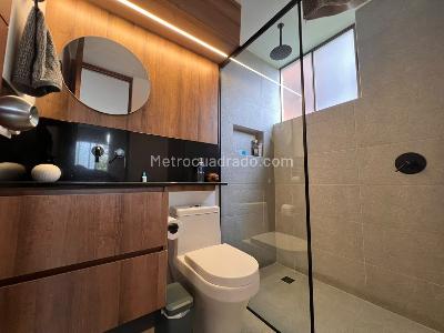 Apartamento en venta en El Poblado, Medellín · foto 12 de 12