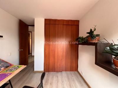 Apartamento en venta en El Poblado, Medellín · foto 9 de 12