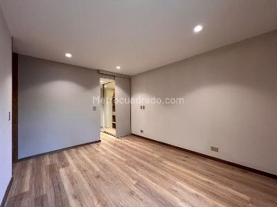 Apartamento de 3 alcobas en venta en El Poblado, Medellín, 93 m² · foto 11 de 17