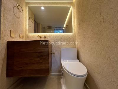 Apartamento de 3 alcobas en venta en El Poblado, Medellín, 93 m² · foto 16 de 17