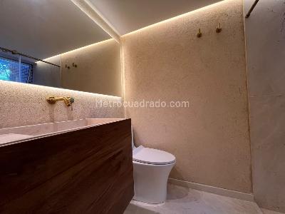 Apartamento de 3 alcobas en venta en El Poblado, Medellín, 93 m² · foto 17 de 17