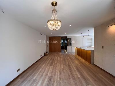 Apartamento de 3 alcobas en venta en El Poblado, Medellín, 93 m² · foto 3 de 17