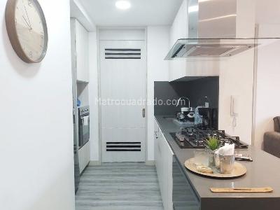 Apartamento de 1 alcoba en venta en El Poblado, Medellín, 63 m² · foto 5 de 13