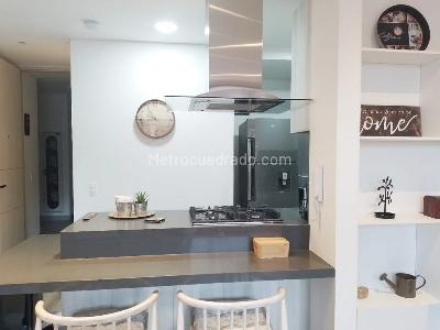 Apartamento de 1 alcoba en venta en El Poblado, Medellín, 63 m² · foto 6 de 13