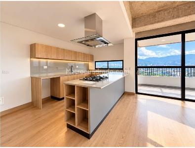 Apartamento de 2 alcobas en venta en El Poblado, Medellín, 110 m² · foto 4 de 11