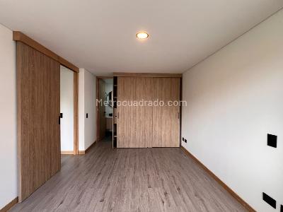 Apartamento de 2 alcobas en arriendo en El Poblado, Medellín, 62 m² · foto 9 de 12