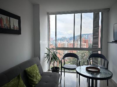 Apartamento en venta en El Poblado, Medellín · foto 2 de 17