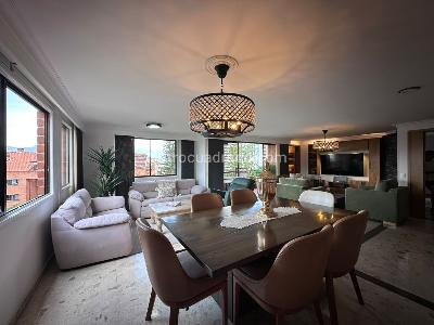 Apartamento de 3 alcobas en venta en El Tesoro, Medellín, 142 m² · foto 5 de 19