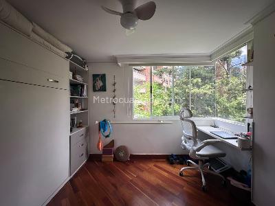 Apartamento de 3 alcobas en venta en El Poblado, Medellín, 171 m² · foto 16 de 19